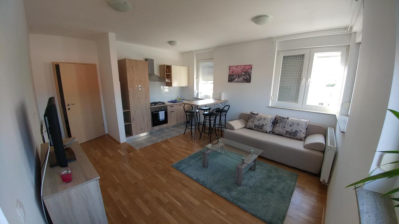 Apartment Daphnia Загреб Экстерьер фото