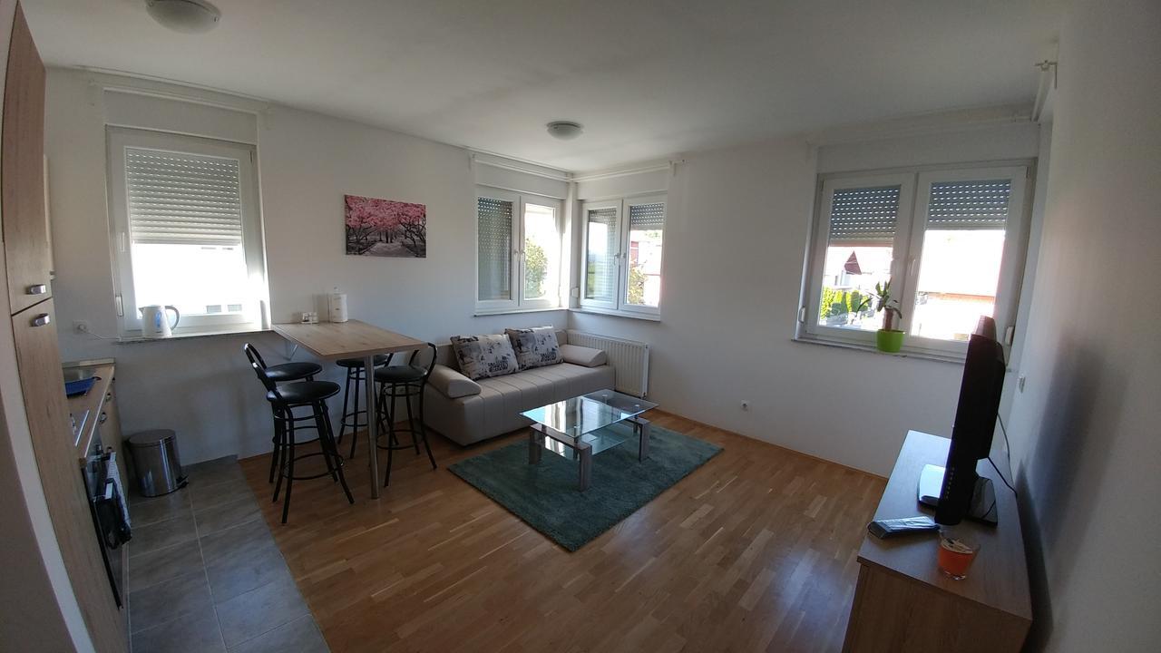 Apartment Daphnia Загреб Экстерьер фото