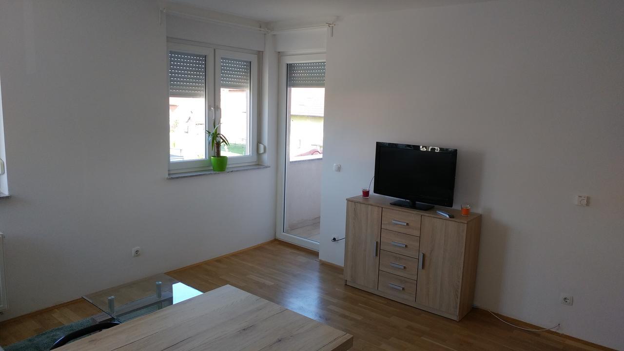 Apartment Daphnia Загреб Экстерьер фото