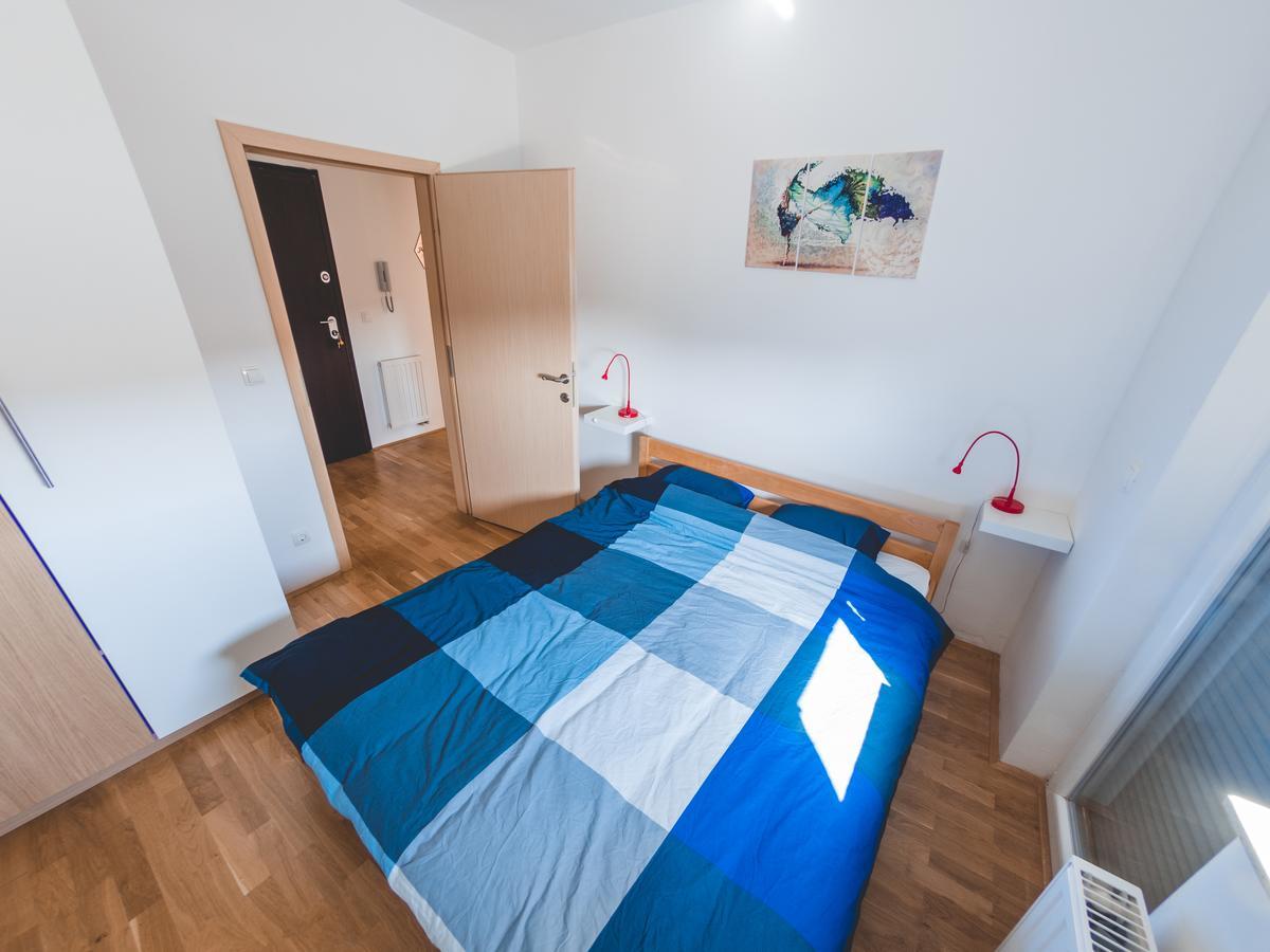 Apartment Daphnia Загреб Экстерьер фото