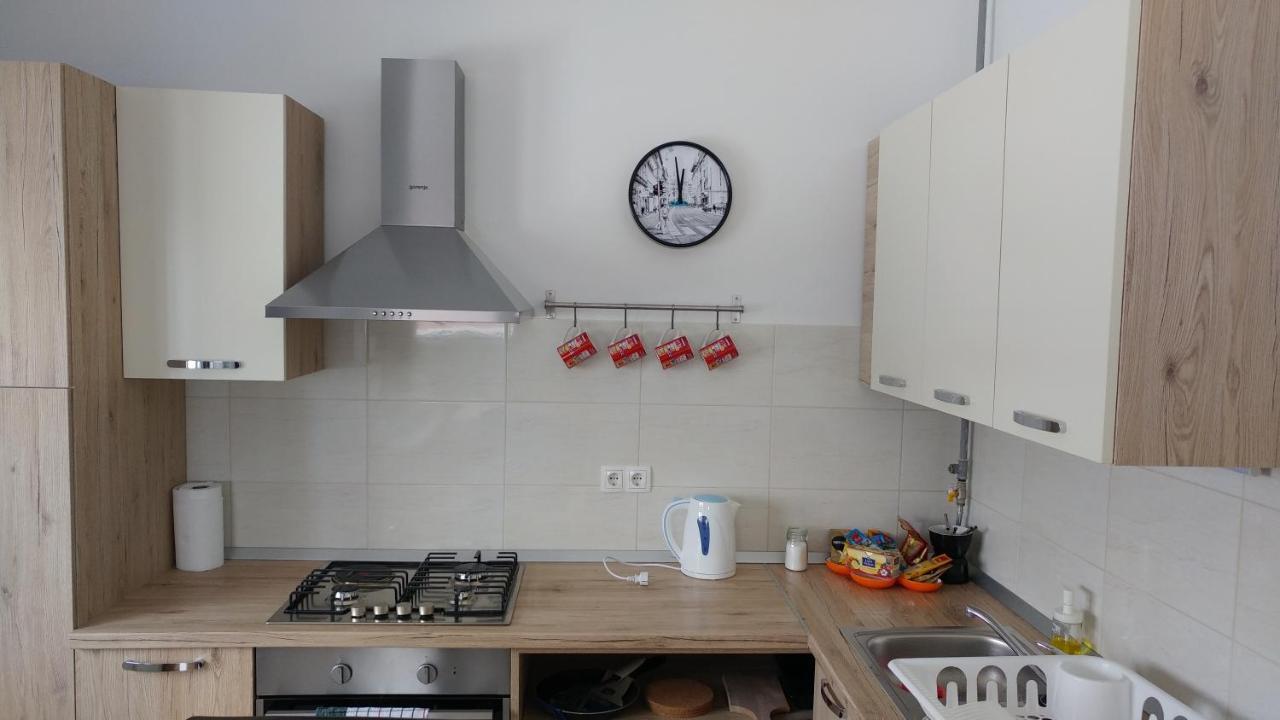 Apartment Daphnia Загреб Экстерьер фото