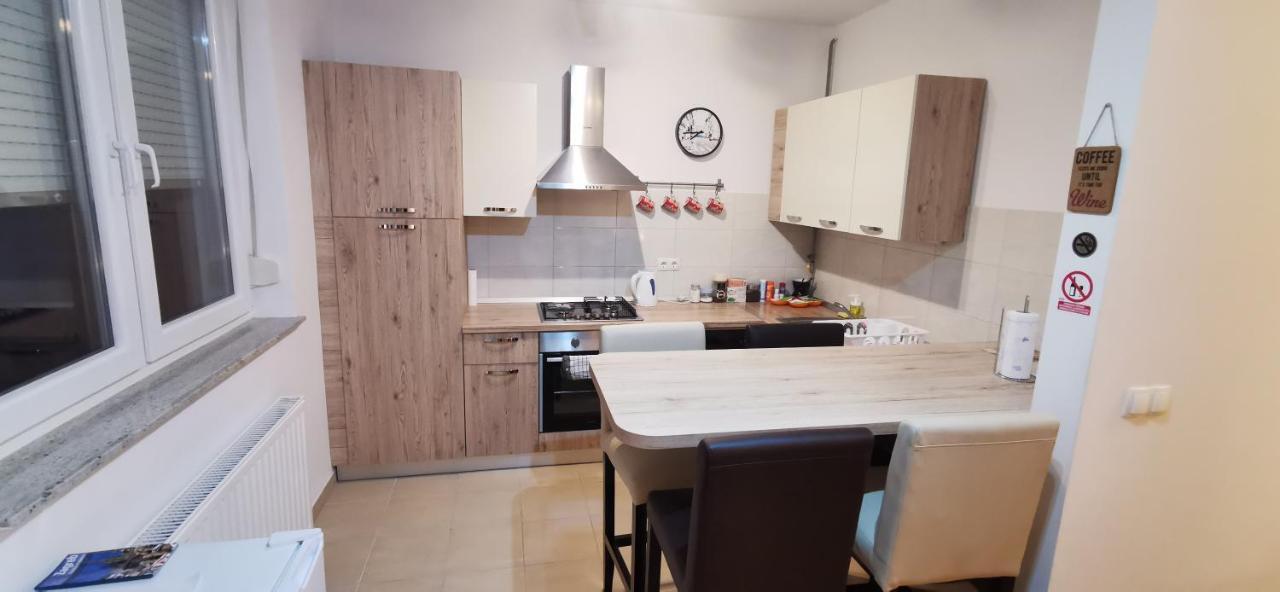 Apartment Daphnia Загреб Экстерьер фото